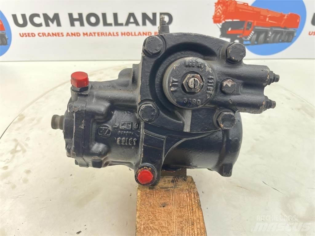 ZF steering box Parti e equipaggiamenti per Gru