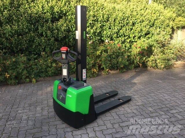 Cesab S110 Transpallet uomo a terra
