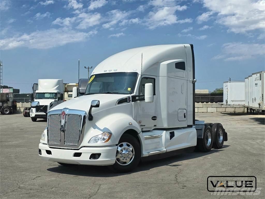 Kenworth T680 Motrici e Trattori Stradali