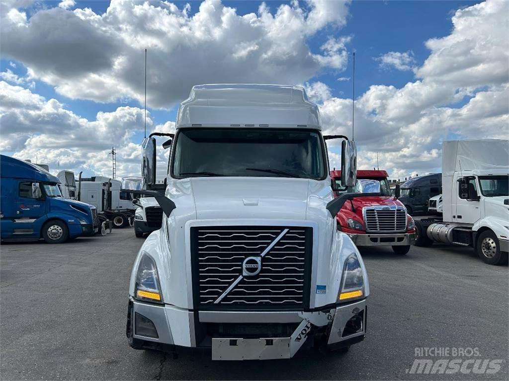 Volvo VNL Motrici e Trattori Stradali