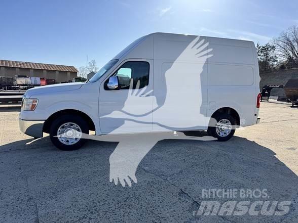 Nissan NV2500HD Costruzioni - Altro