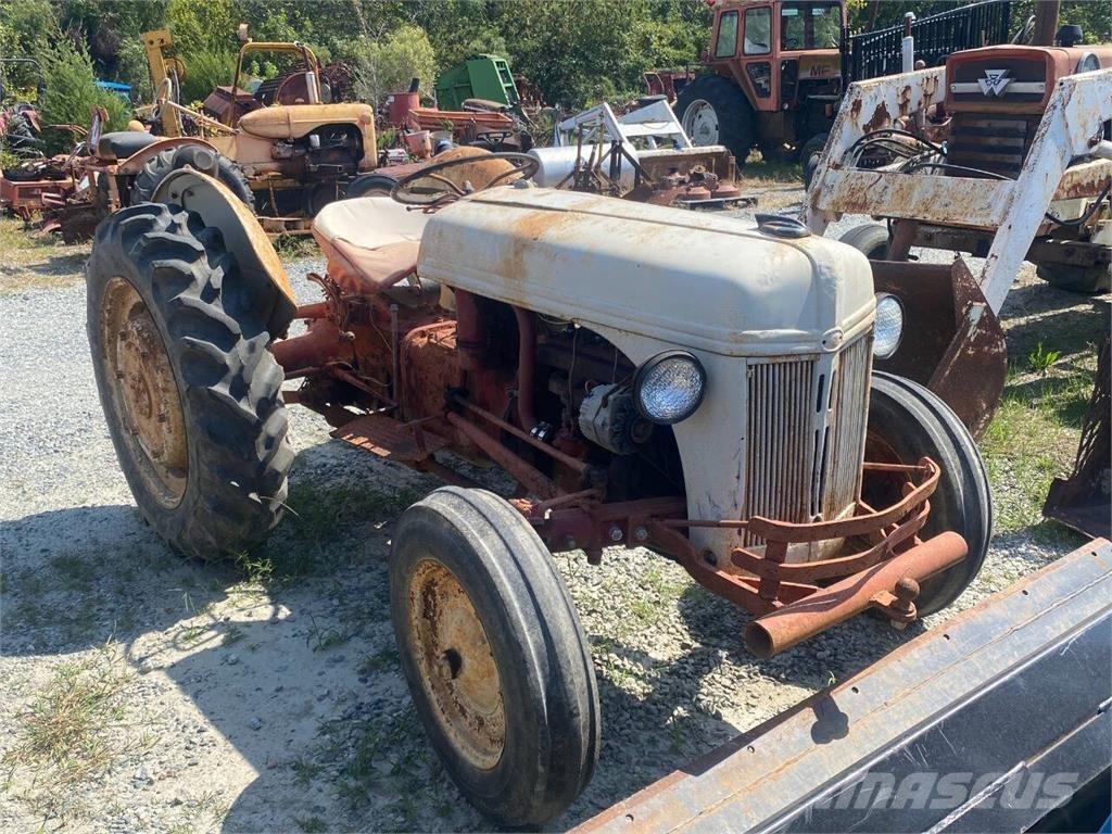 Ford 8N Costruzioni - Altro