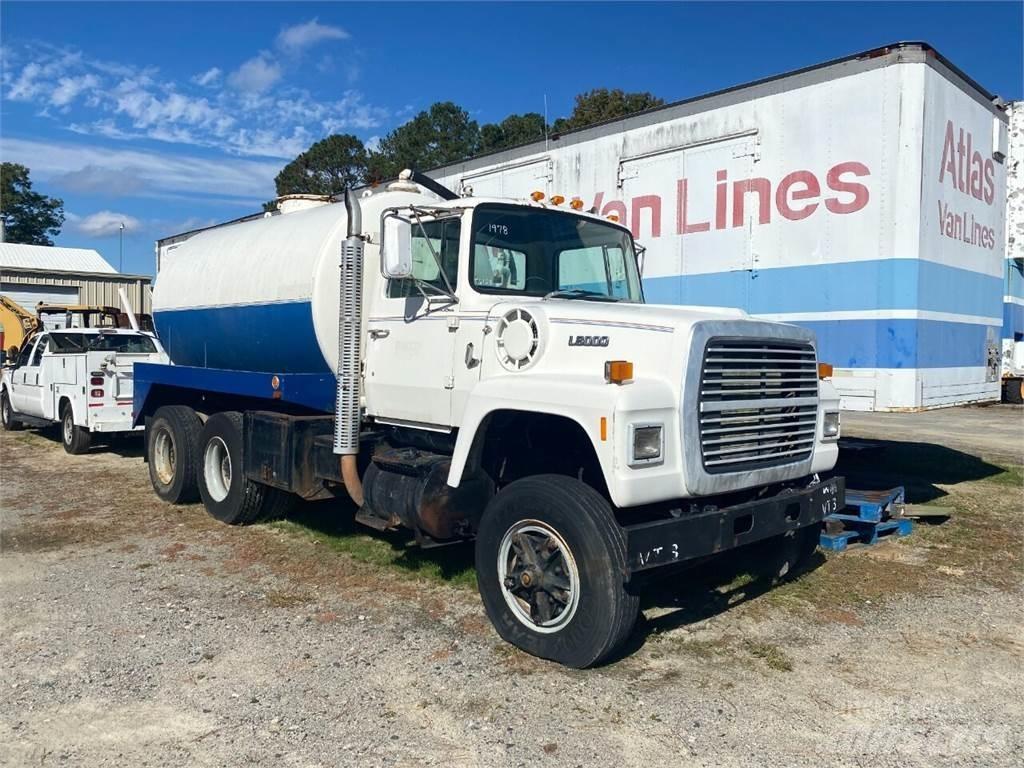 Ford L8000 Costruzioni - Altro