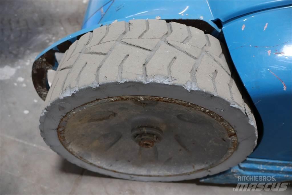 Genie GR26J Sollevatori verticali