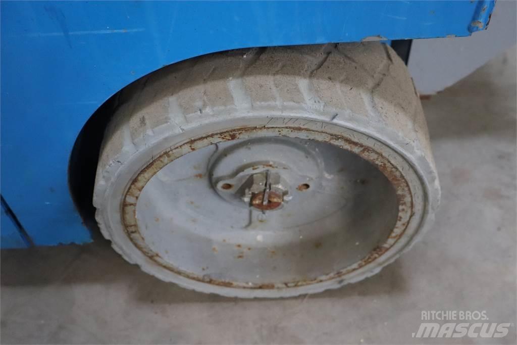 Genie GS1532 Piattaforme a pantografo