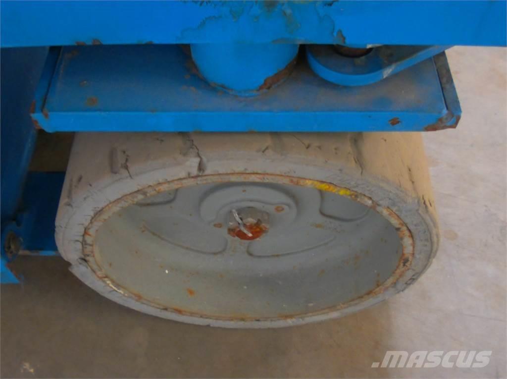 Genie GS3246 Piattaforme a pantografo