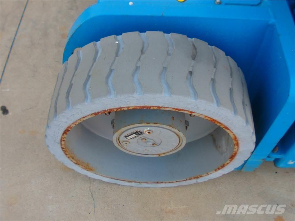 Genie Z30-20NRJ Piattaforme a braccio articolato