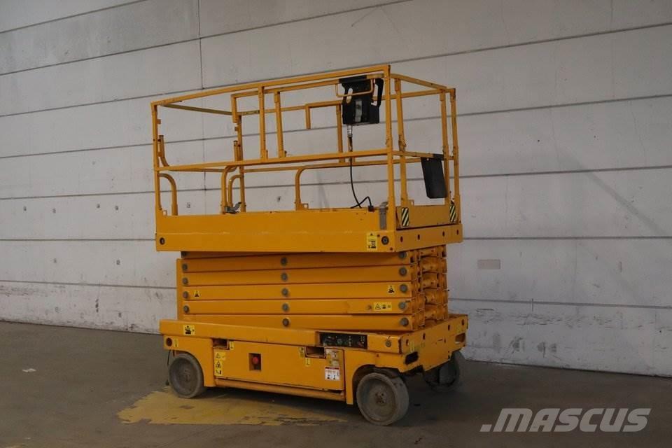 Haulotte Compact 14 Piattaforme a pantografo