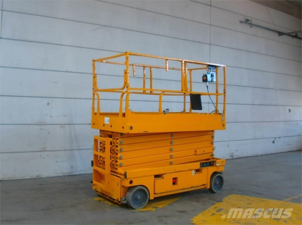 Haulotte Compact 14 Piattaforme a pantografo
