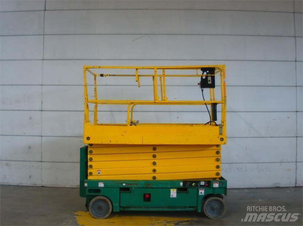Haulotte Compact 14 Piattaforme a pantografo