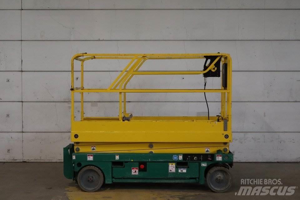 Haulotte Compact 8 Piattaforme a pantografo