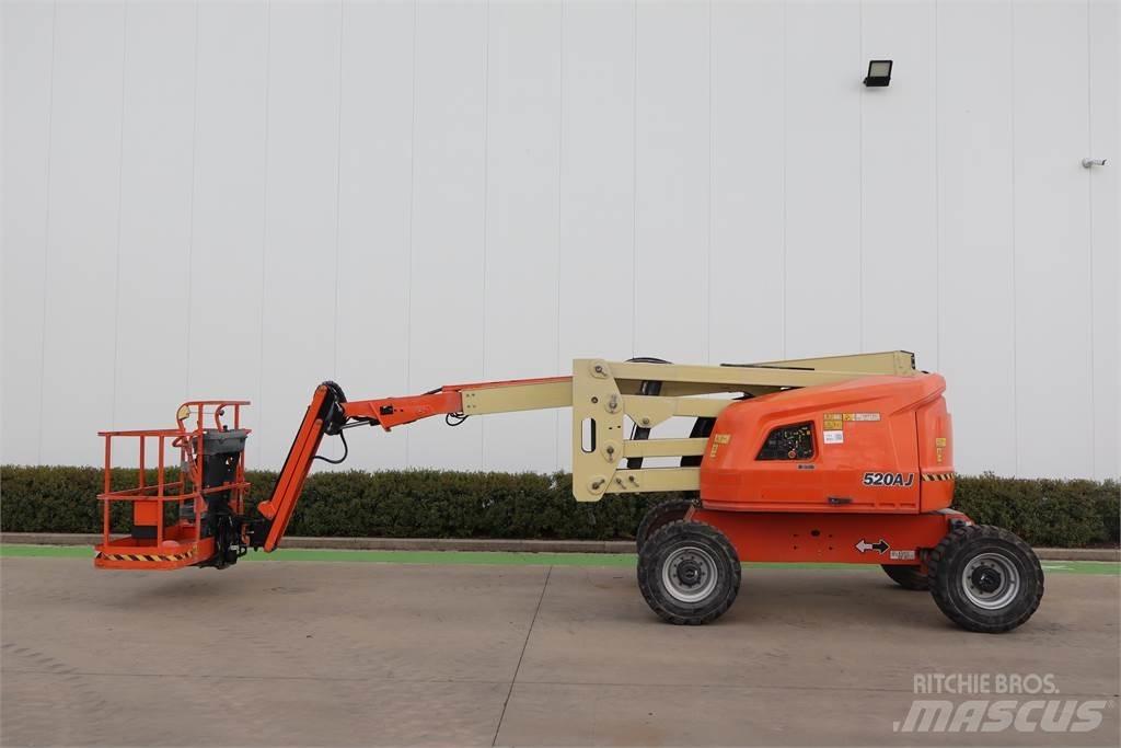 JLG 520AJ Piattaforme a braccio articolato