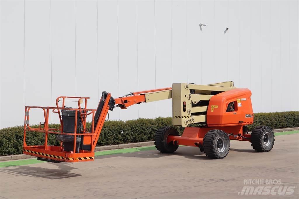 JLG 520AJ Piattaforme a braccio articolato