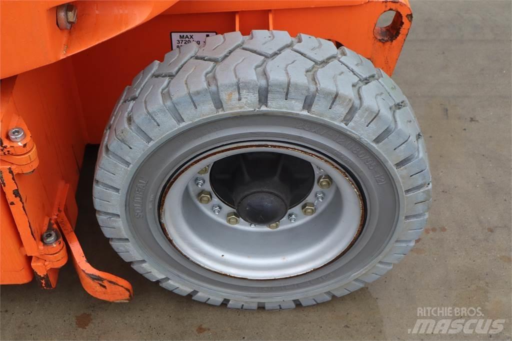 JLG E300AJP Piattaforme a braccio articolato