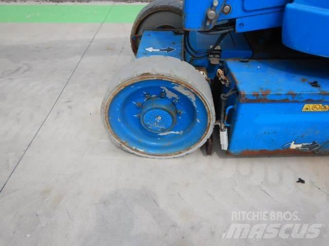 JLG E300AJP Piattaforme a braccio articolato