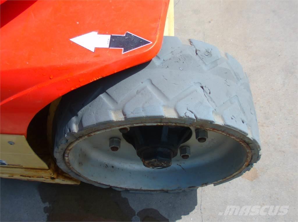 JLG Toucan 12E+ Sollevatori verticali
