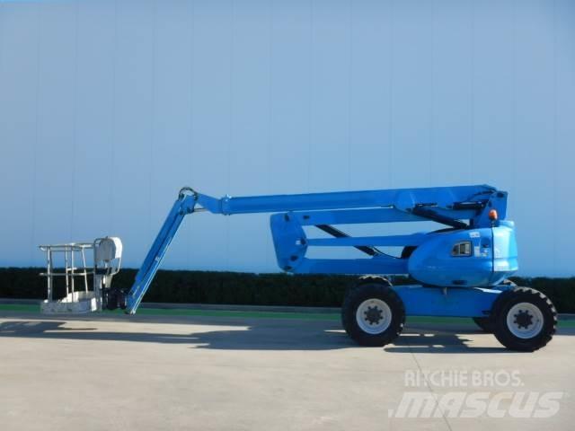 Manitou 200ATJ Piattaforme a braccio articolato