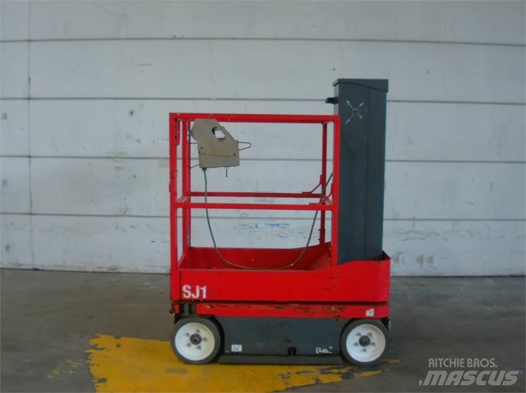 SkyJack SJ16 Sollevatori verticali