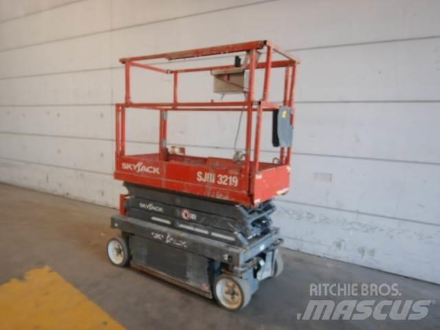 SkyJack SJ3219 Piattaforme a pantografo