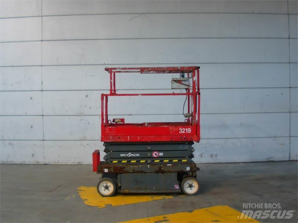 SkyJack SJ3219 Piattaforme a pantografo