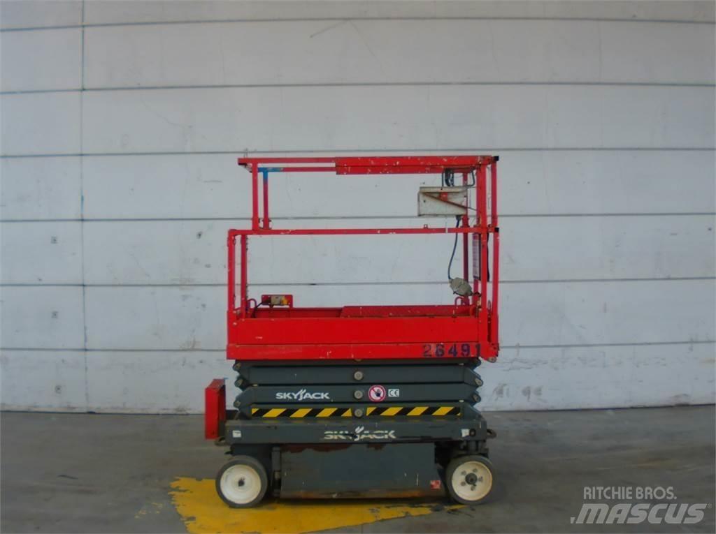 SkyJack SJ3219 Piattaforme a pantografo