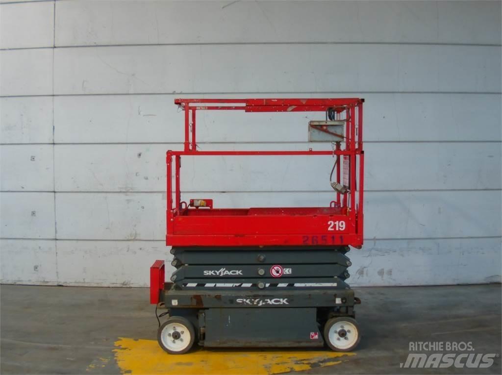 SkyJack SJ3219 Piattaforme a pantografo