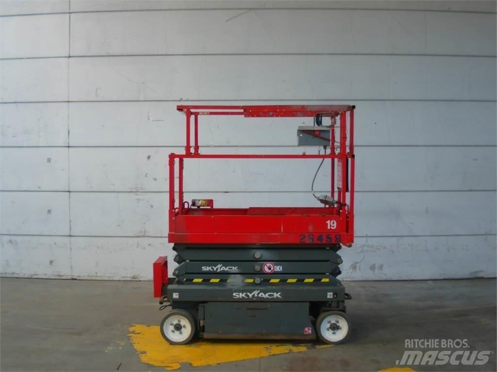 SkyJack SJ3219 Piattaforme a pantografo