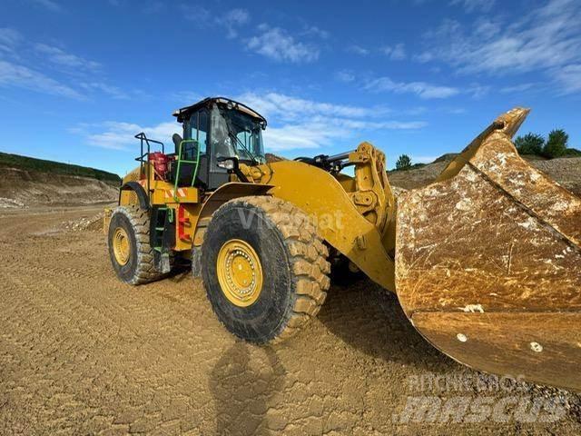 CAT 980M Pale gommate