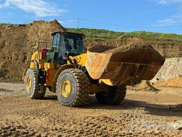 CAT 980M Pale gommate