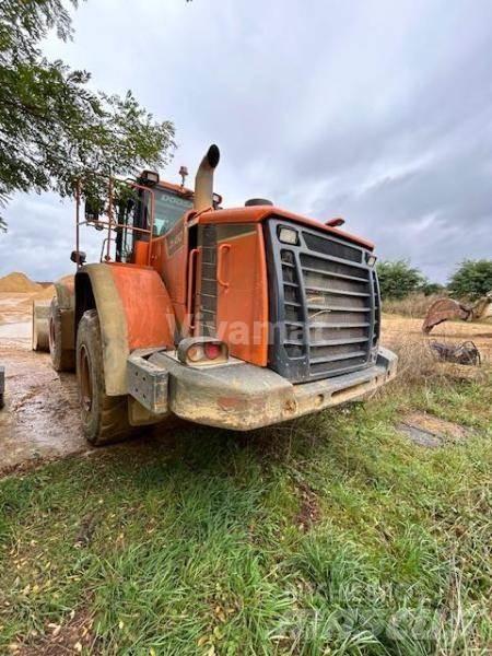 Doosan DL450 Pale gommate