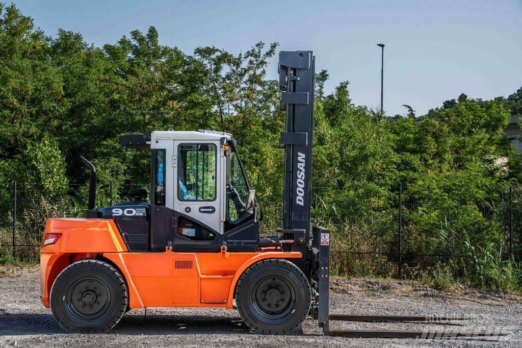 Doosan D 90-S-7 Carrelli elevatori diesel