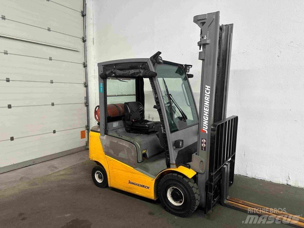 Jungheinrich TFG 316 Carrelli elevatori GPL