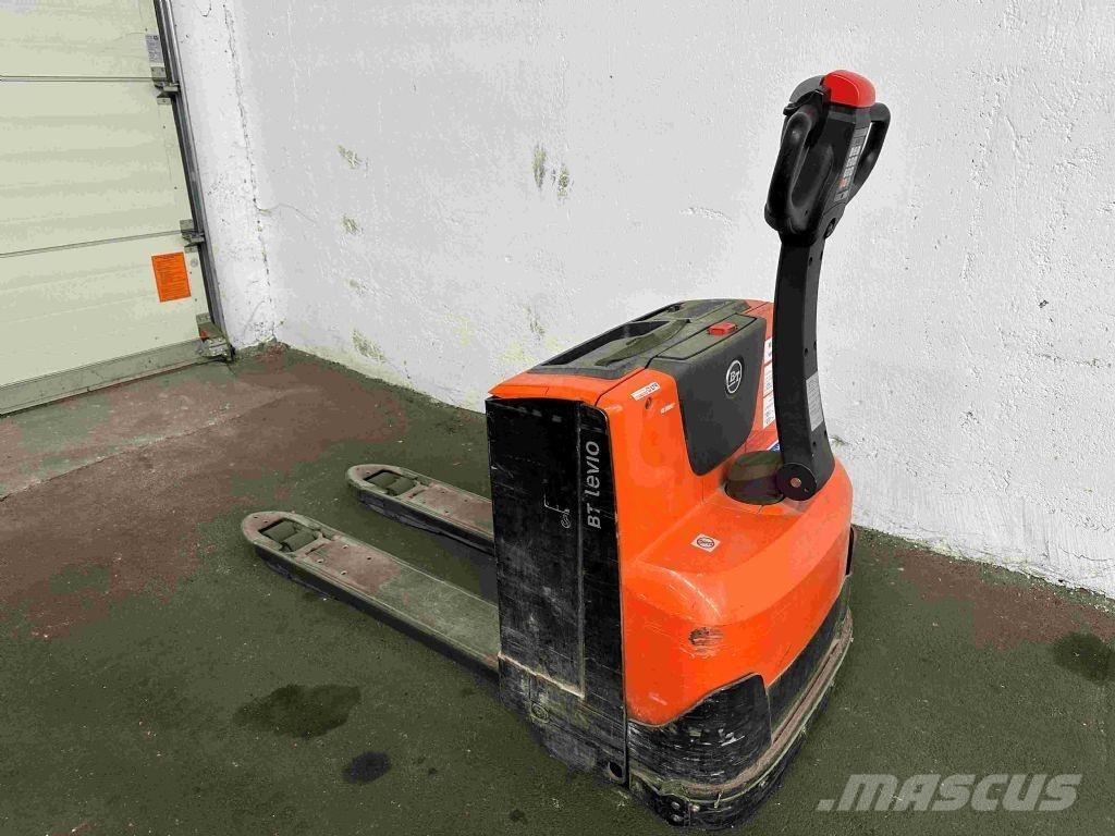 Toyota LWE 200 Transpallet manuale