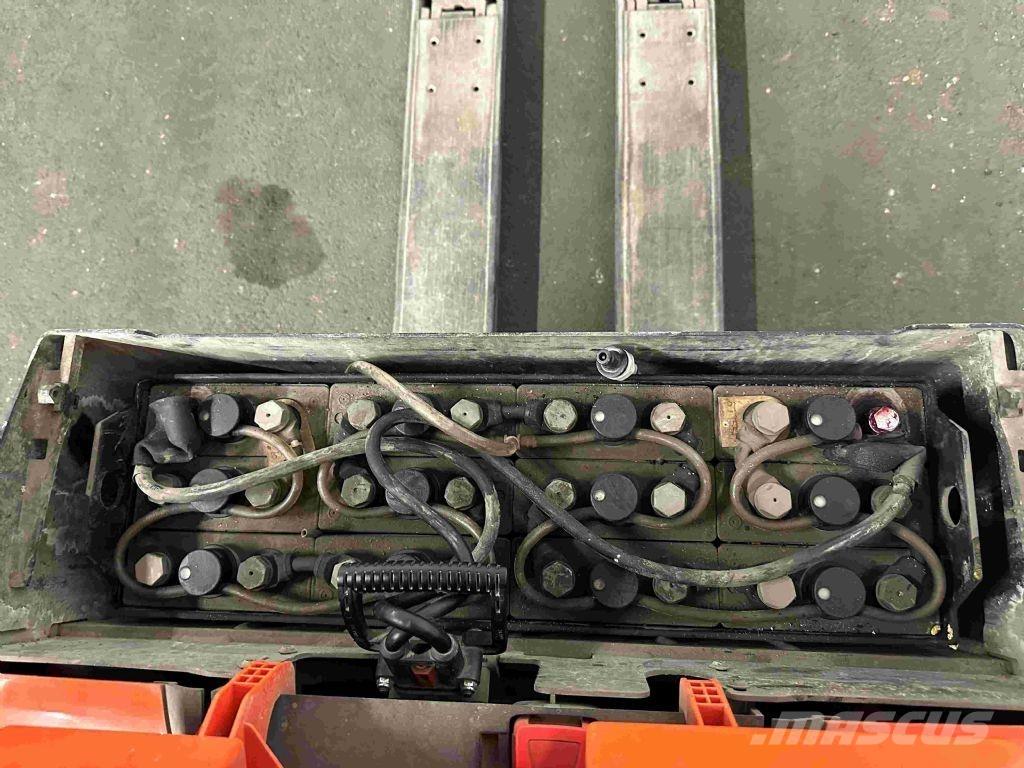 Toyota LWE 200 Transpallet manuale