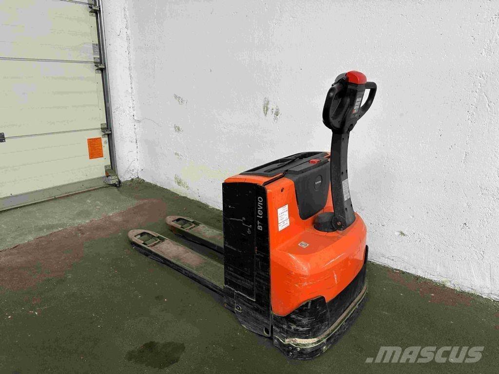 Toyota LWE 200 Transpallet manuale