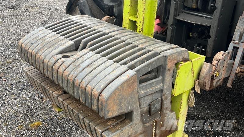  - - - Altri accessori per trattori