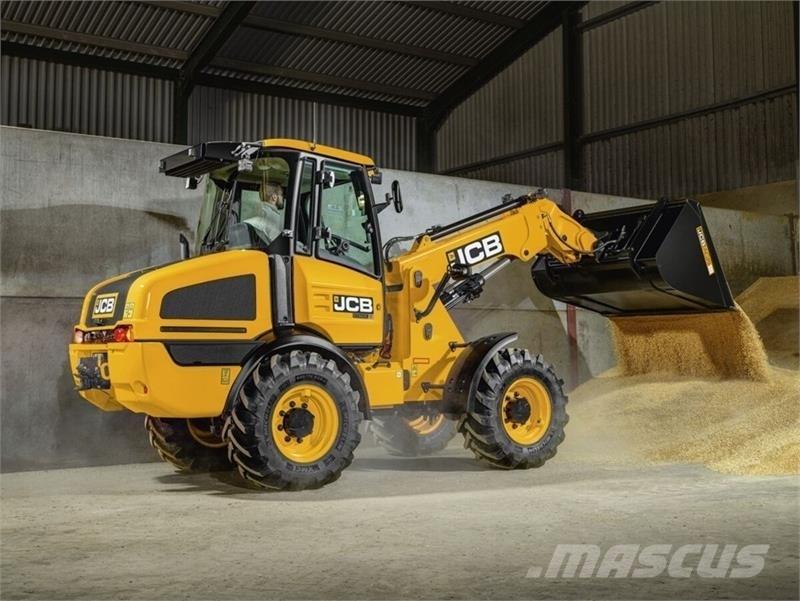 JCB TM180 Pale gommate