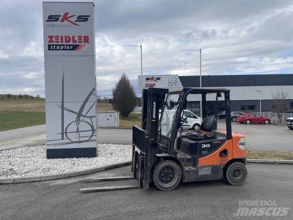 Doosan D30S-5 Carrelli elevatori diesel