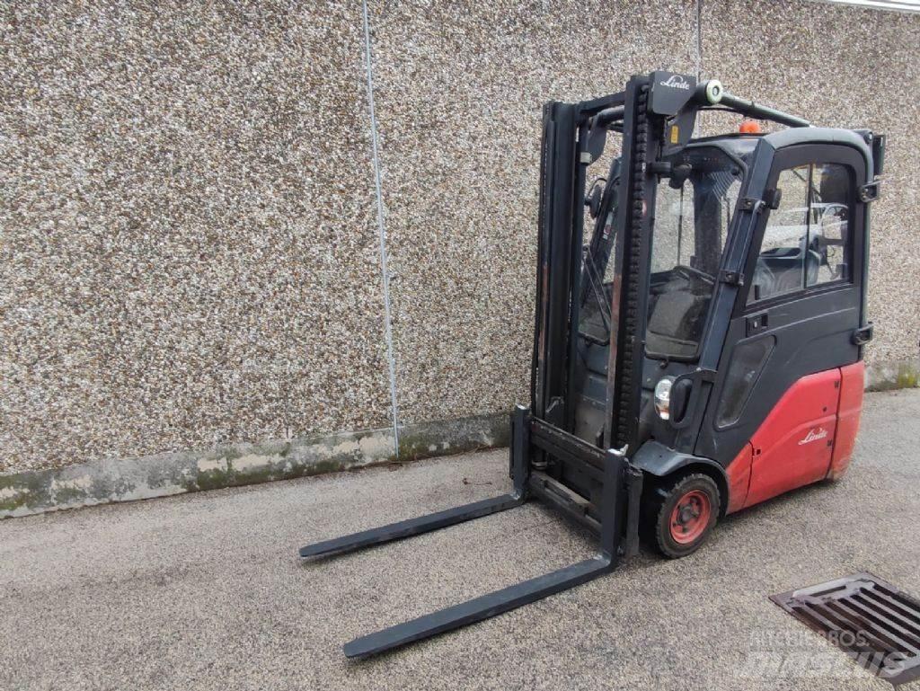 Linde E15-01 Carrelli elevatori elettrici