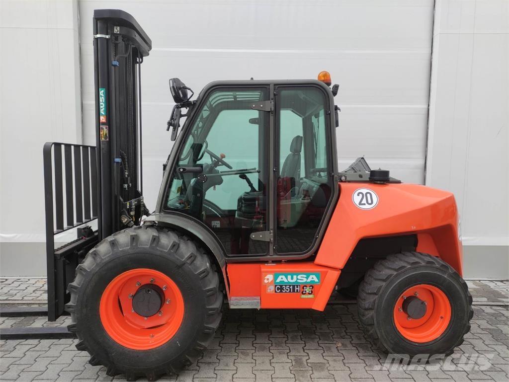 Ausa C 351 H X4 Elevatore per esterni