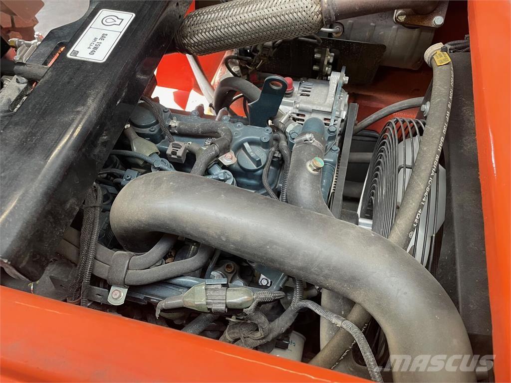 Ausa C 351 H X4 Elevatore per esterni