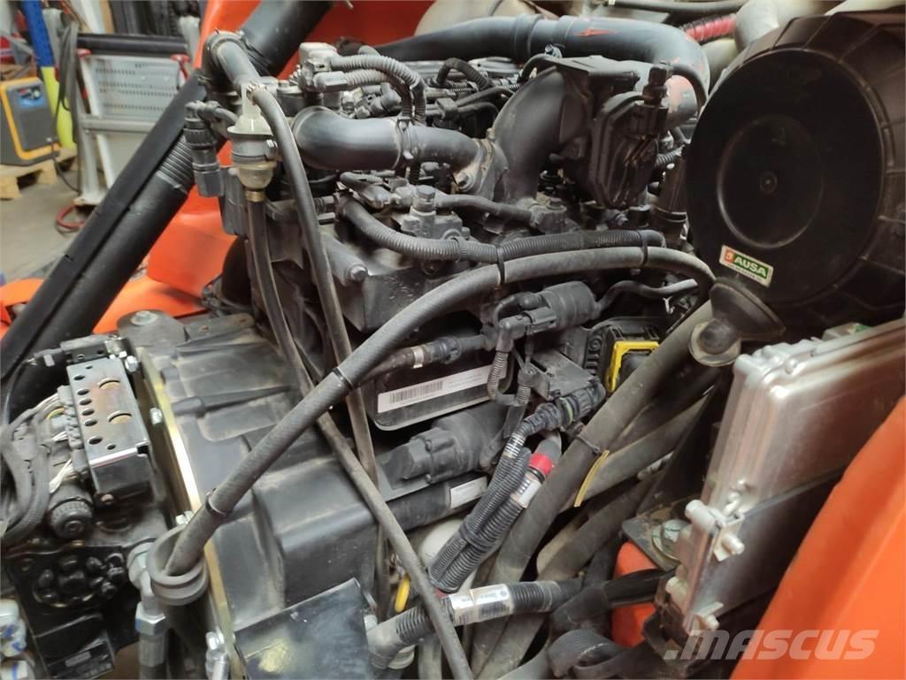 Ausa C 501 HX 4 Elevatore per esterni