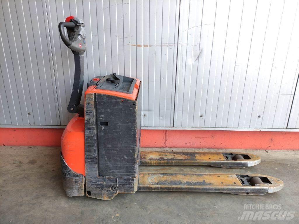 BT LWE200 Transpallet manuale