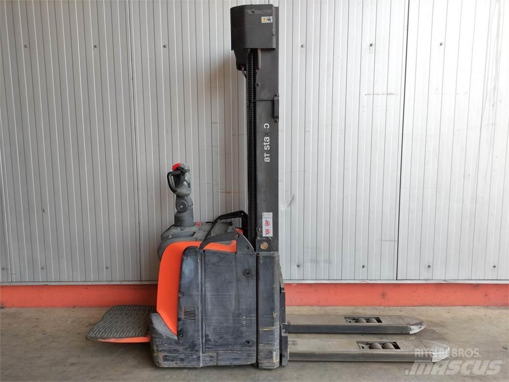 BT SPE140 L Transpallet uomo a terra