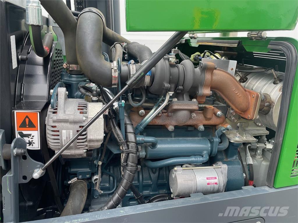 Combilift C4000 Carico laterale