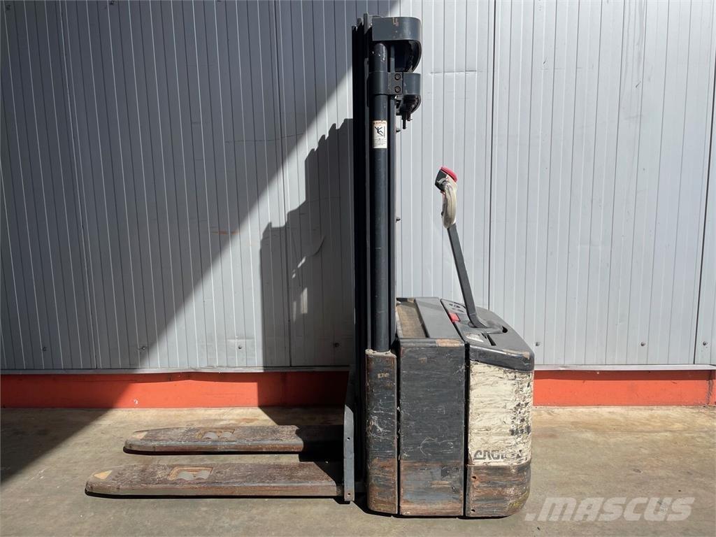 Crown WE2300 1.6 TT Transpallet uomo a terra