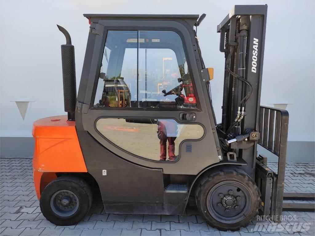 Doosan D30 GP Carrelli elevatori diesel