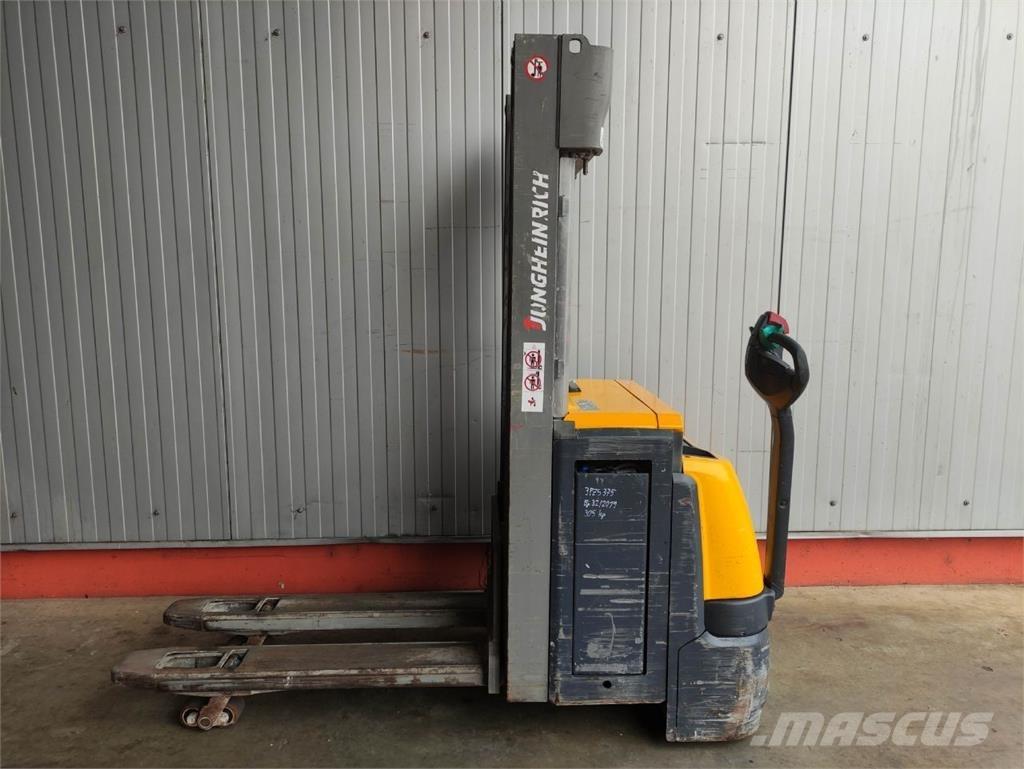 Jungheinrich EJC 216 Z Transpallet uomo a terra