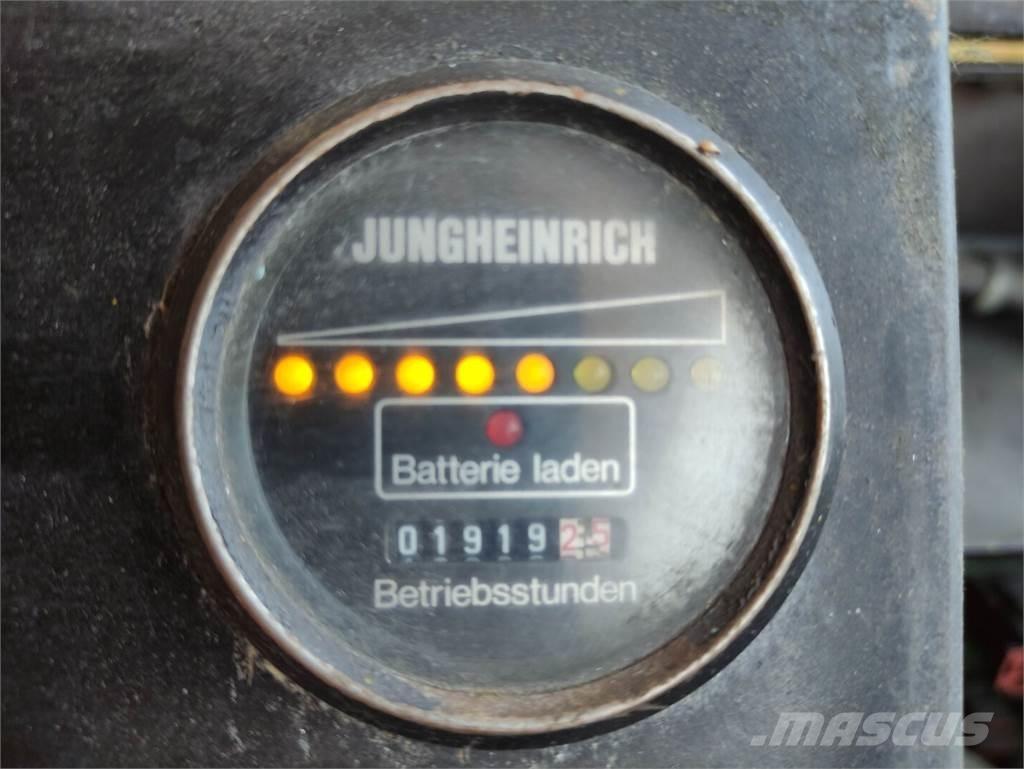 Jungheinrich EJC A 12.5 Transpallet uomo a terra