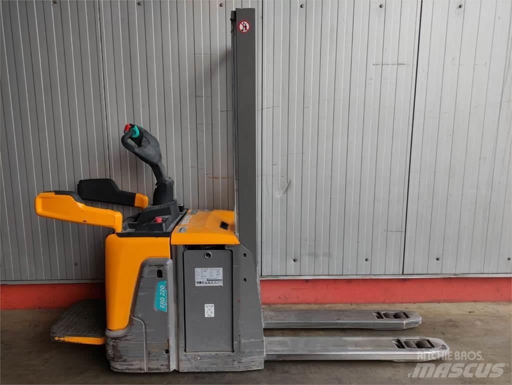 Jungheinrich ERD220 Transpallet uomo a terra